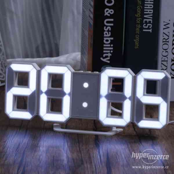 LED hodiny + alarm, datum, teplota - různé barvy - foto 17