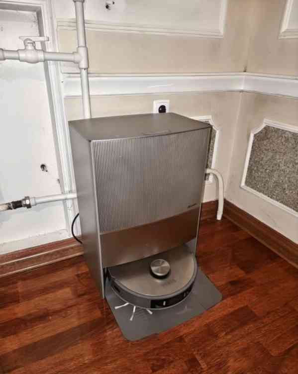 Špičkový robotický vysavač Ecovacs Deebot X1 OMNI  - foto 2