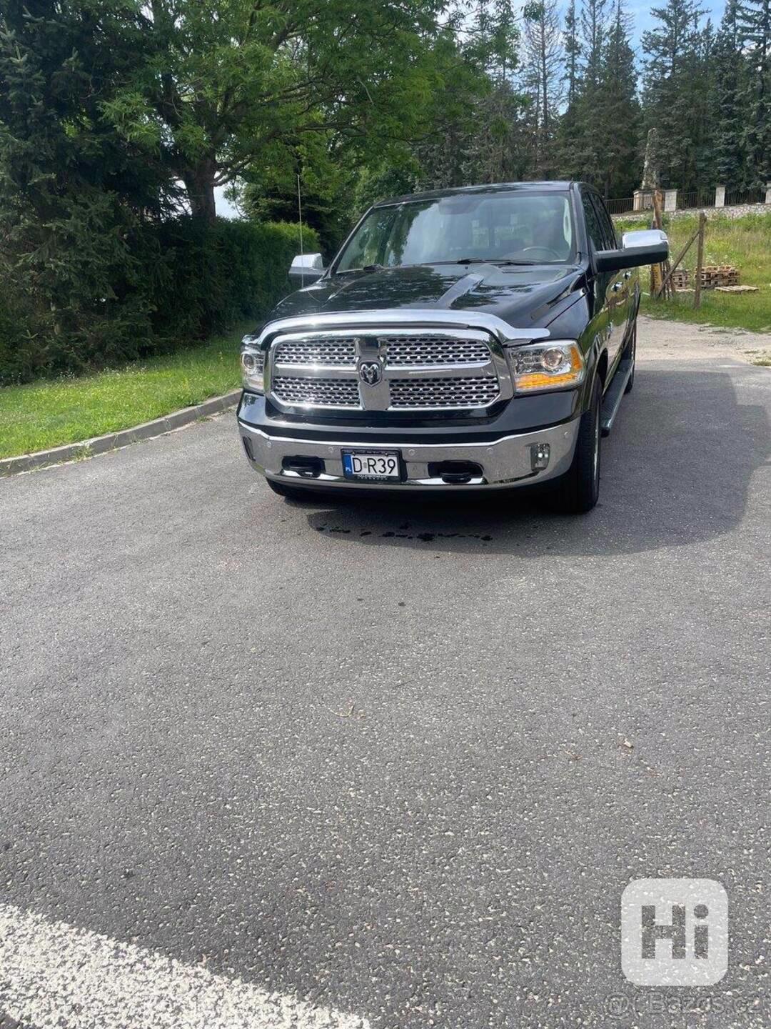 Dodge RAM 5,7   Ram 1500 Laramie 5.7hemi +lpg - foto 1