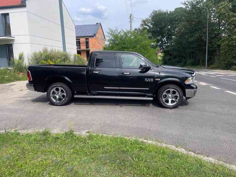 Dodge RAM 5,7   Ram 1500 Laramie 5.7hemi +lpg - foto 2