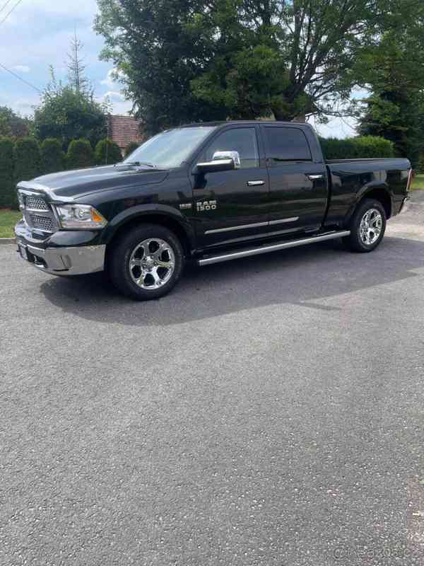 Dodge RAM 5,7   Ram 1500 Laramie 5.7hemi +lpg - foto 12