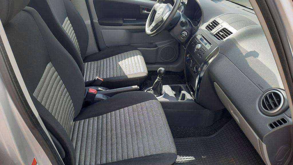 Suzuki SX4 1.6 4x4 Club benzín 88kw - foto 7