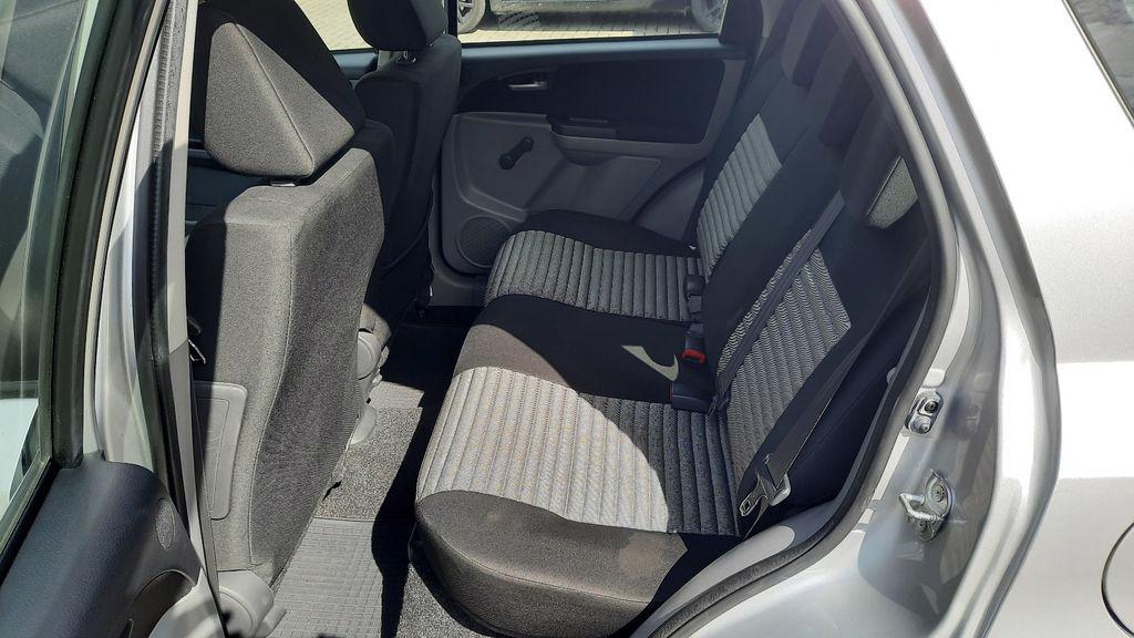 Suzuki SX4 1.6 4x4 Club benzín 88kw - foto 5