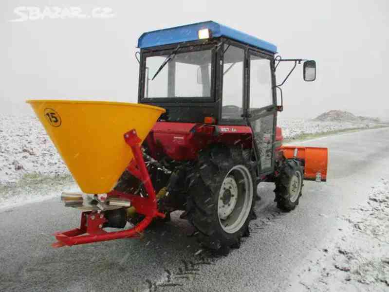 Malotraktor Iseki TA 247 + kabina + radlice + sypač - foto 2