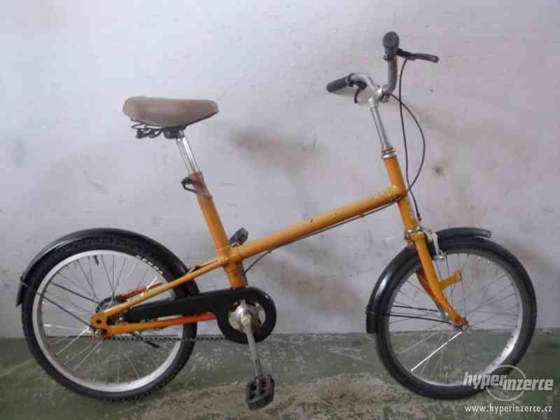 Městské retro jízdní kolo - city bike - foto 1