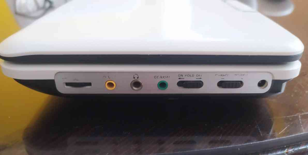 Starý CD/DVD přehrávač bez adaptéru - foto 2
