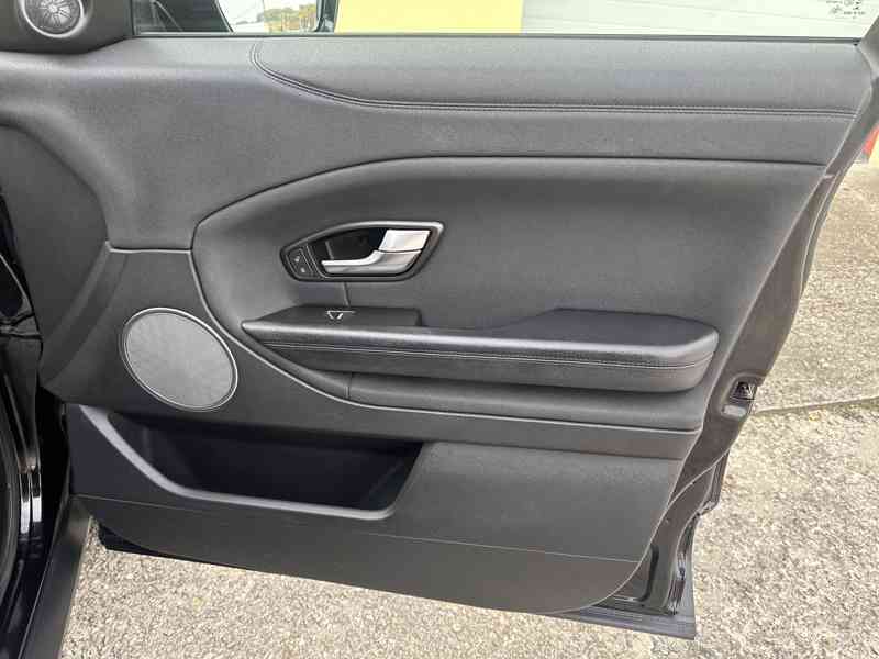 Land Rover Range Rover Evoque 2.0 TD4 4x4/Bixenon/1Maj/Tažné - foto 20