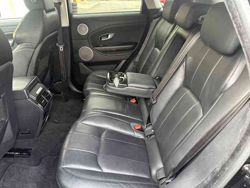 Land Rover Range Rover Evoque 2.0 TD4 4x4/Bixenon/1Maj/Tažné - foto 15