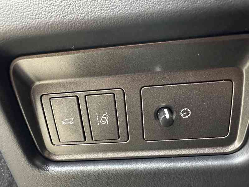 Land Rover Range Rover Evoque 2.0 TD4 4x4/Bixenon/1Maj/Tažné - foto 24