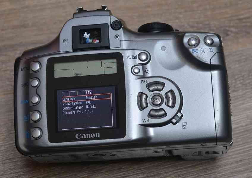Canon EOS 300D **APS-C 6 Mpix CMOS* - foto 5