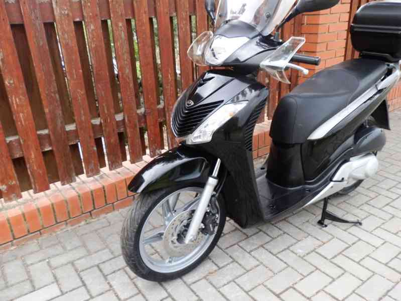 Honda SH 125i (2010) - foto 16