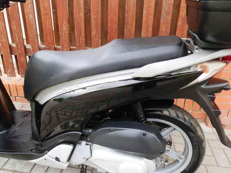 Honda SH 125i (2010) - foto 7