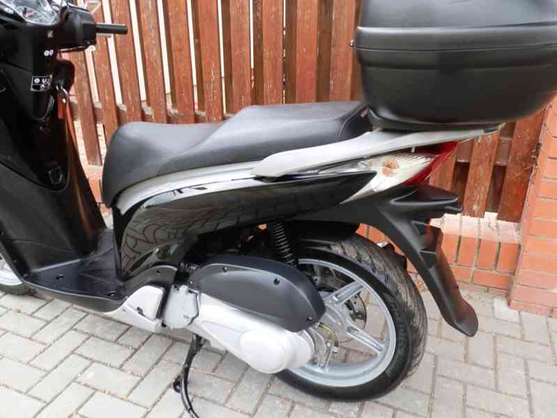 Honda SH 125i (2010) - foto 6
