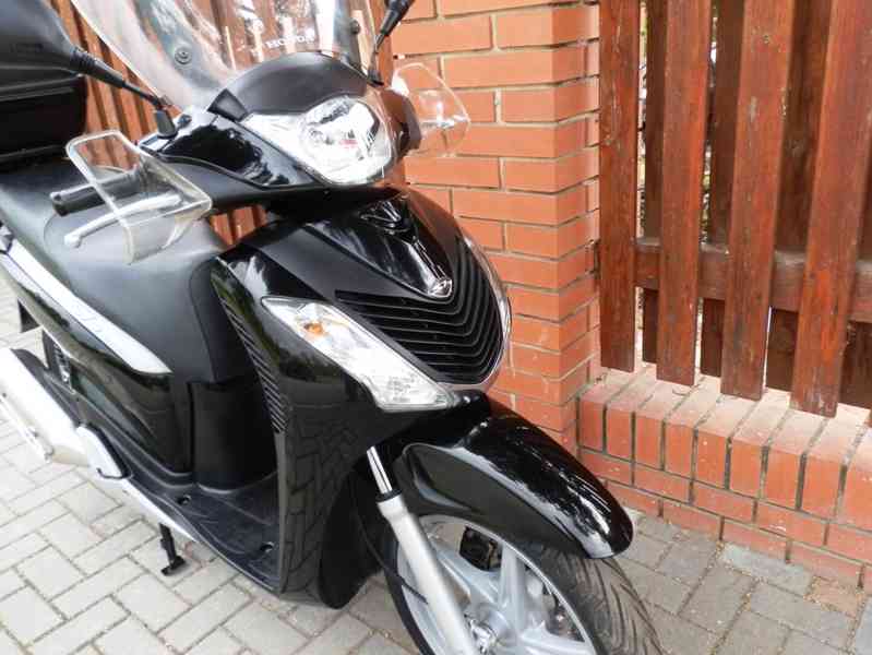 Honda SH 125i (2010) - foto 31