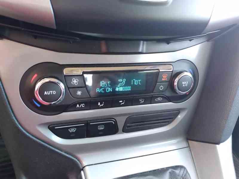 FORD FOCUS 1.6 92kW ČR,1.MAJITEL,DPH,KLIMA - foto 19