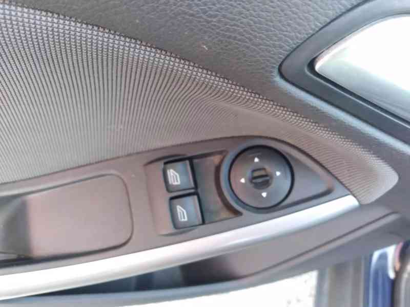 FORD FOCUS 1.6 92kW ČR,1.MAJITEL,DPH,KLIMA - foto 22