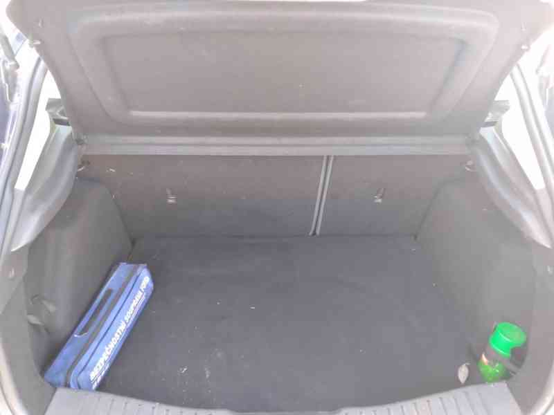 FORD FOCUS 1.6 92kW ČR,1.MAJITEL,DPH,KLIMA - foto 30