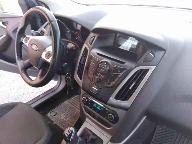 FORD FOCUS 1.6 92kW ČR,1.MAJITEL,DPH,KLIMA - foto 24
