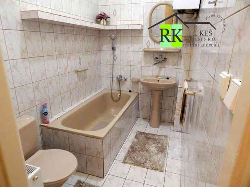 Praha 6 - Břevnov, zděný byt 2+kk. cca 42 m2.  - foto 9