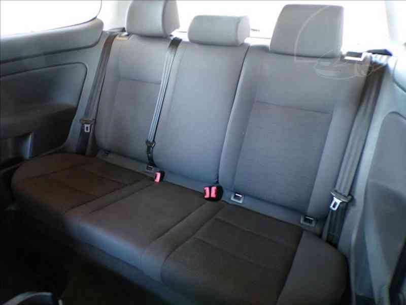Volkswagen Golf 1,4 FSI DIGI.KLIMA - foto 8