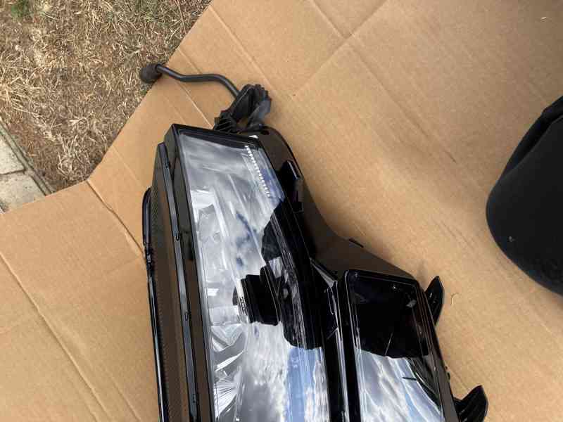 predni svetlo skoda kodiaq prave full Led Lift - foto 5