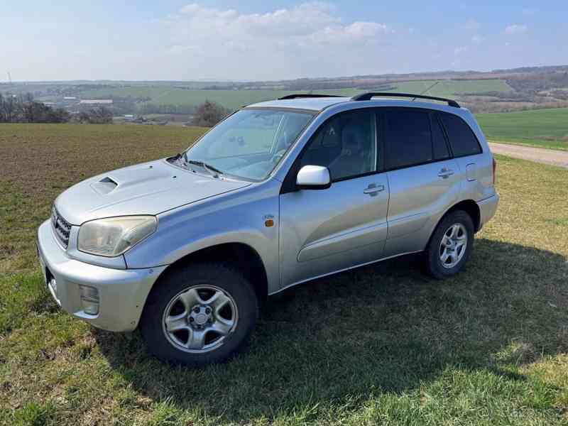 Toyota RAV4 2,0 D-4D 4x4 - foto 3