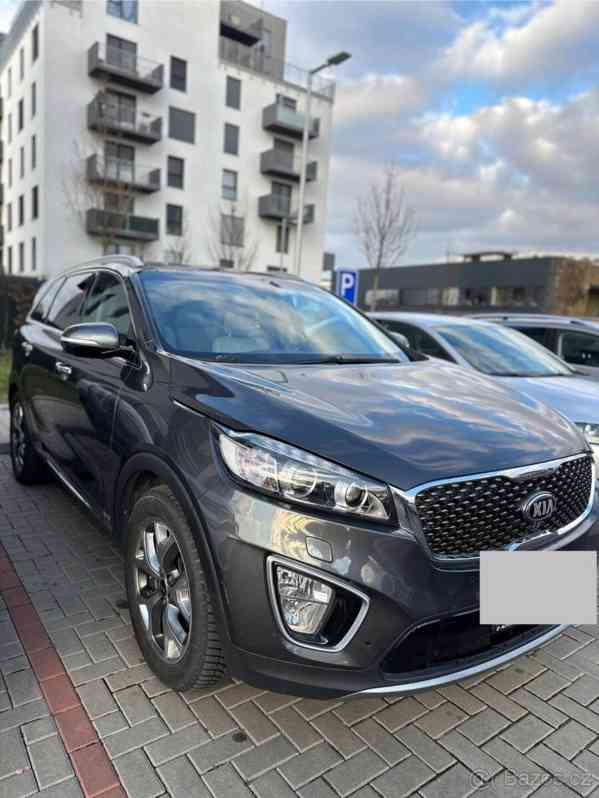 Kia Sorento 2,2   šedá barva - foto 15