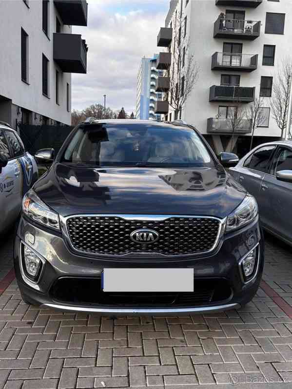 Kia Sorento 2,2   šedá barva - foto 14