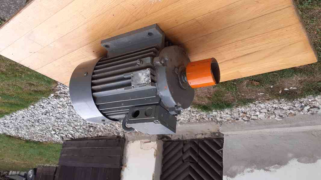 Elektromotor MEZ - foto 1
