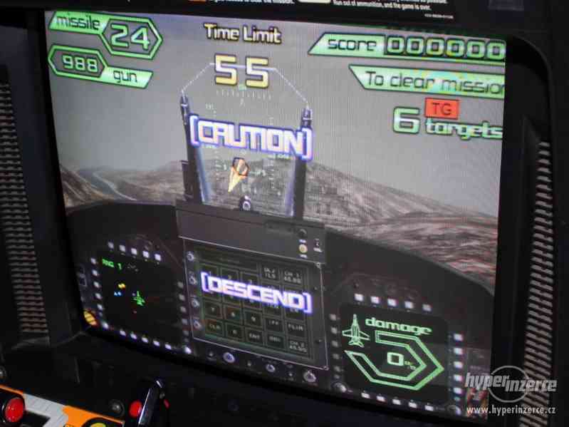 Zábavní herní hrací automat Sega Strike Fighter - foto 7