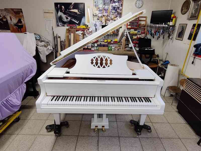 Klavír PETROF model V. opus 46815 (160 cm) - foto 2