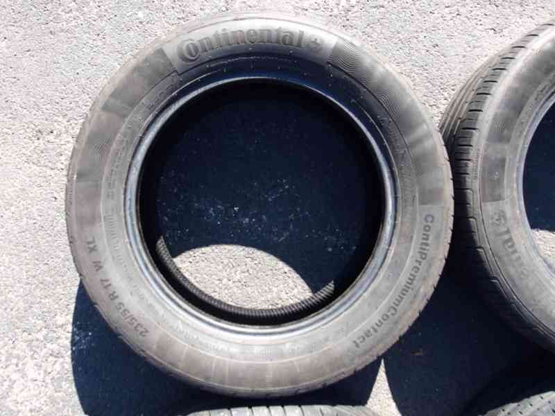 Sada letních pneumatik 235/55 R17 - foto 2