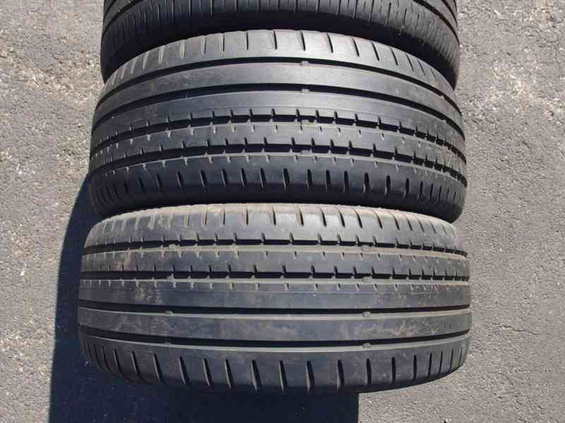 Sada letních pneumatik 235/55 R17 - foto 16