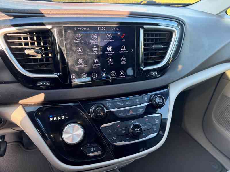 Chrysler Pacifica 3,6 RU Čocka Adapttemp 2020 - foto 17