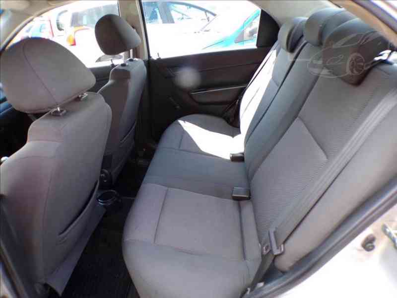 Chevrolet Aveo 1,2 i NOVÁ SPOJKA - foto 7