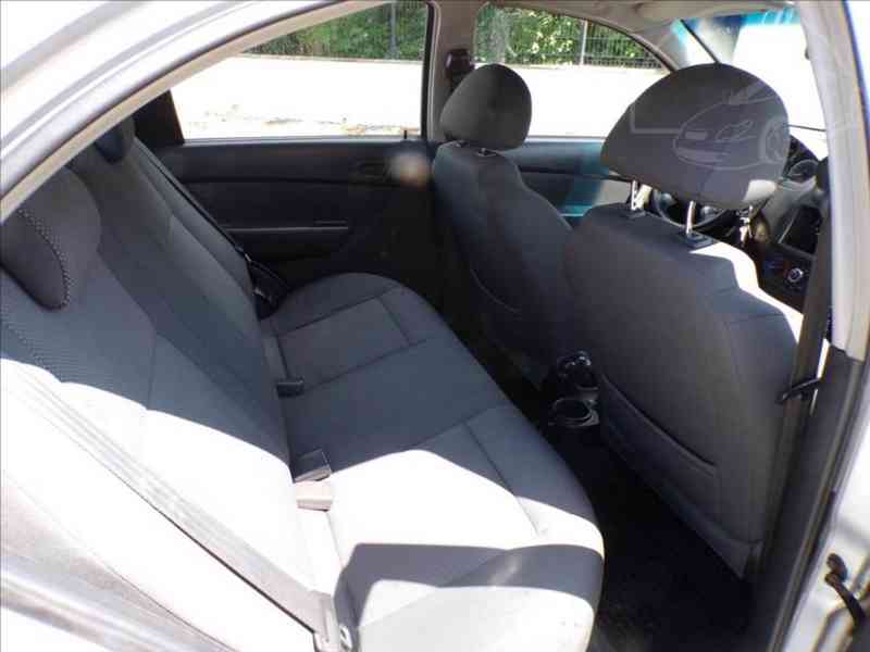 Chevrolet Aveo 1,2 i NOVÁ SPOJKA - foto 9