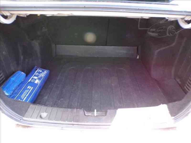 Chevrolet Aveo 1,2 i NOVÁ SPOJKA - foto 8