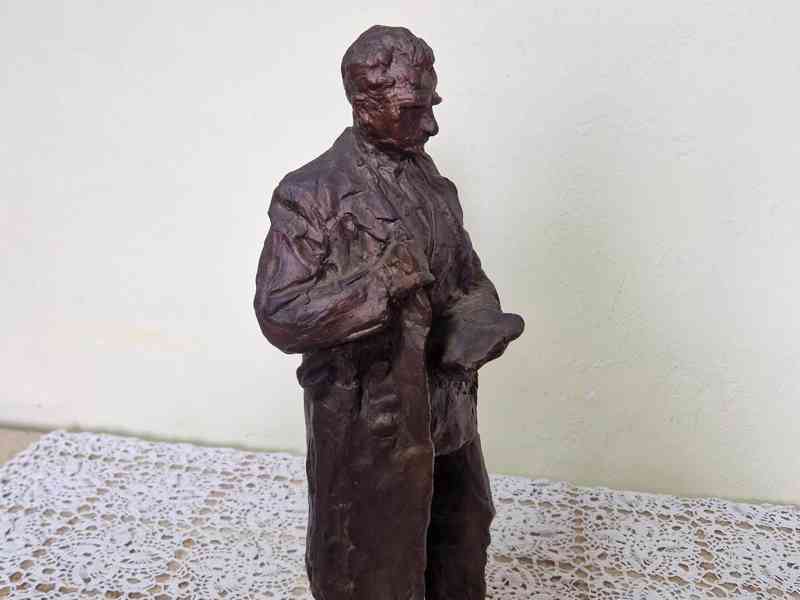 Nevídaná autorská bronzová Socha Klement Gottwald - foto 8