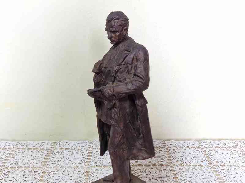 Nevídaná autorská bronzová Socha Klement Gottwald - foto 5