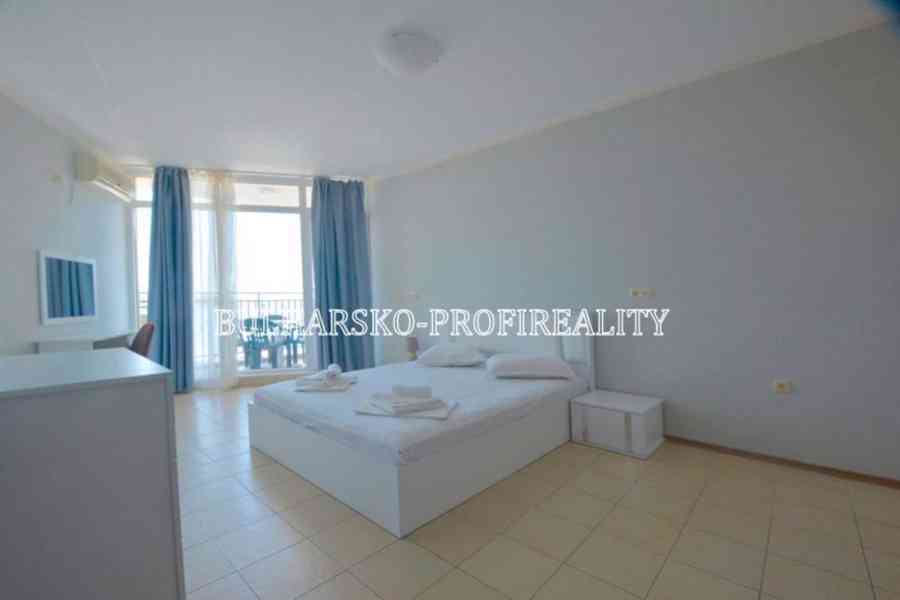 Exkluzivní nabídka: Prostorný apartmán 2+kk s bočním výhlede - foto 12