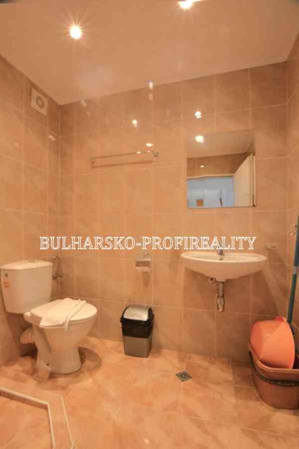 Exkluzivní nabídka: Prostorný apartmán 2+kk s bočním výhlede - foto 5