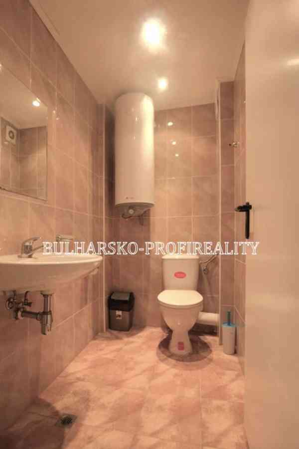 Exkluzivní nabídka: Prostorný apartmán 2+kk s bočním výhlede - foto 11