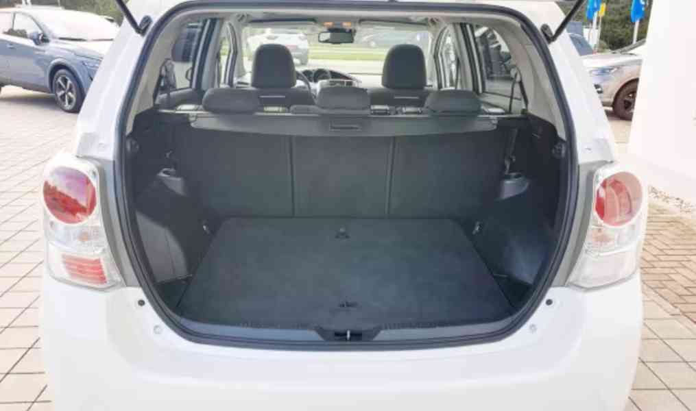 Toyota Verso 1.8i Edition S benzín 108kw - foto 5