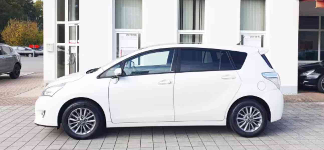 Toyota Verso 1.8i Edition S benzín 108kw - foto 3