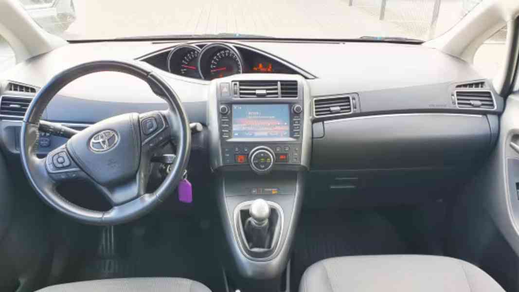 Toyota Verso 1.8i Edition S benzín 108kw - foto 8