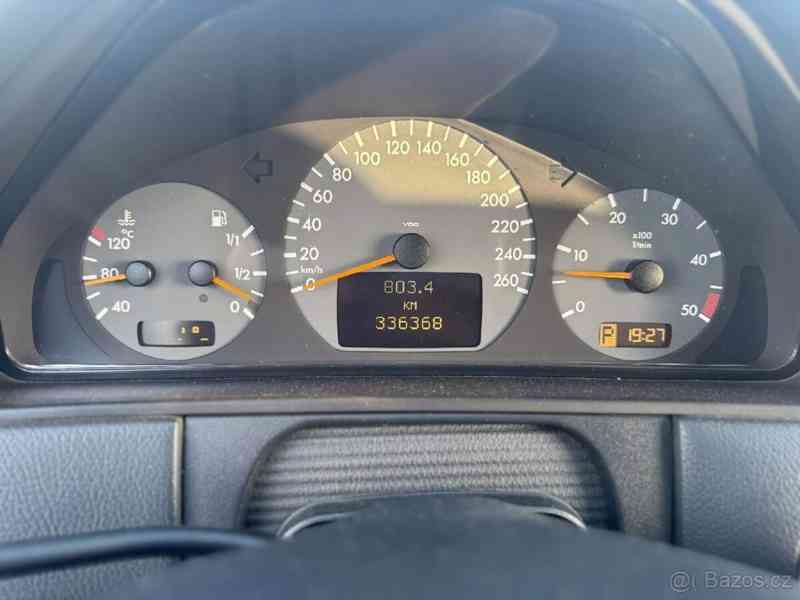 Mercedes-Benz Ostatní 3,2   w210 E320 - foto 17
