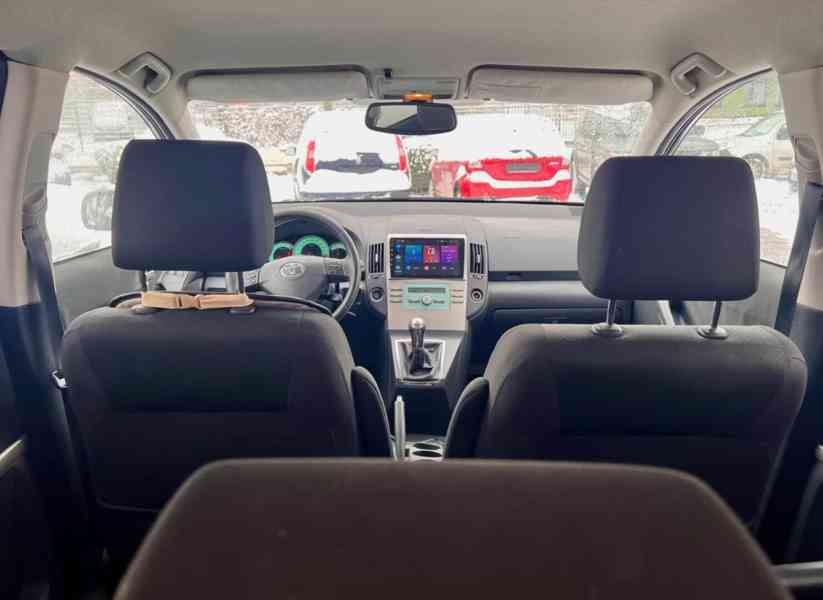 Toyota Corolla Verso 1.8i Edition benzín 85kw - foto 10