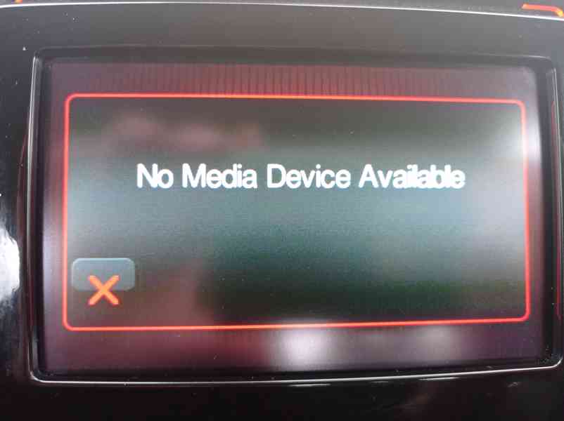 Fiat 500L 1.6 JTD 1. maj/TOP/Tempomat - foto 21