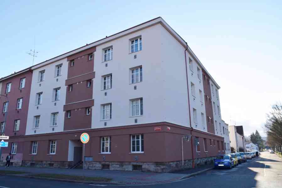 Prodej pěkného bytu 2+kk ve Dvoře Králové n.L. - foto 21