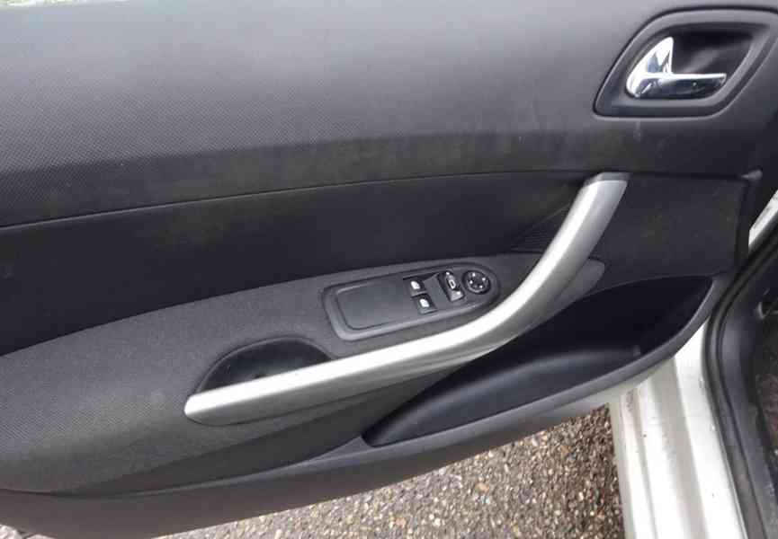 Peugeot 308 1.6i Combi r.v.2008 Koupeno v ČR stk:6/2026 - foto 6